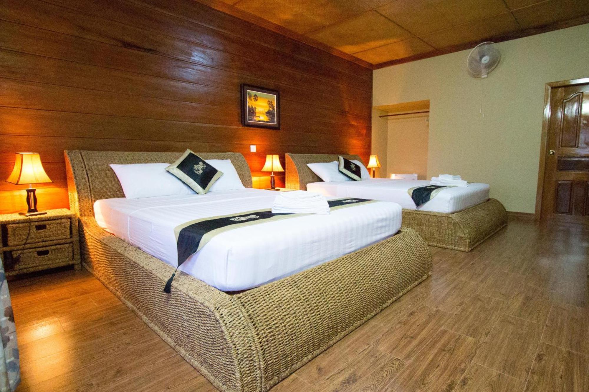 Atmaland Resort Kep Quarto foto